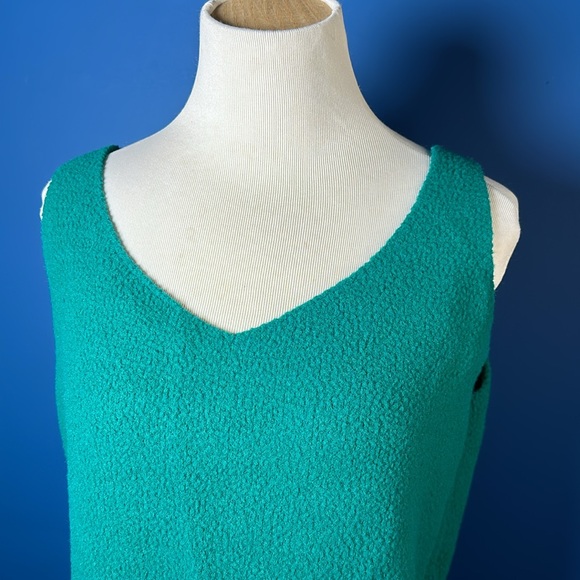 Sweater tank top - Picture 2 of 8